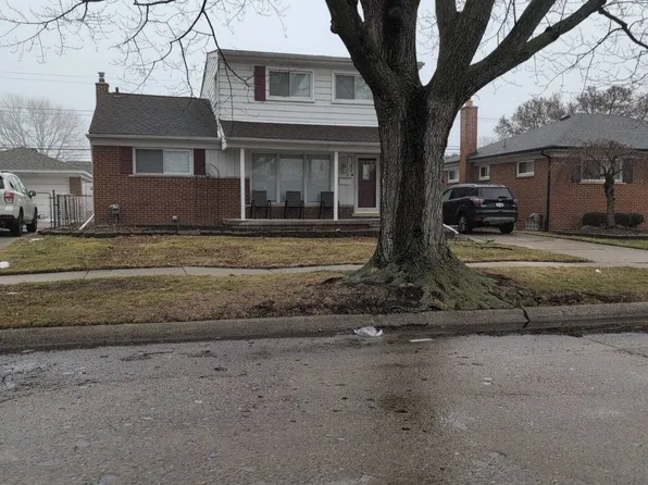 24834 Marine Ave, Eastpointe, MI 48021