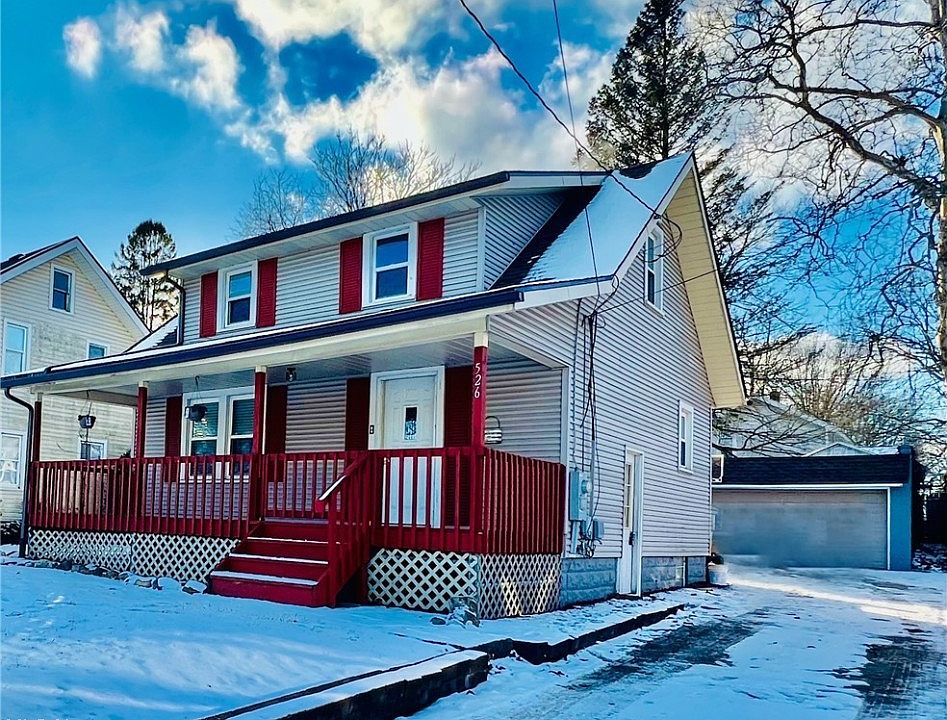 1st image of 526 Lamont Ave
