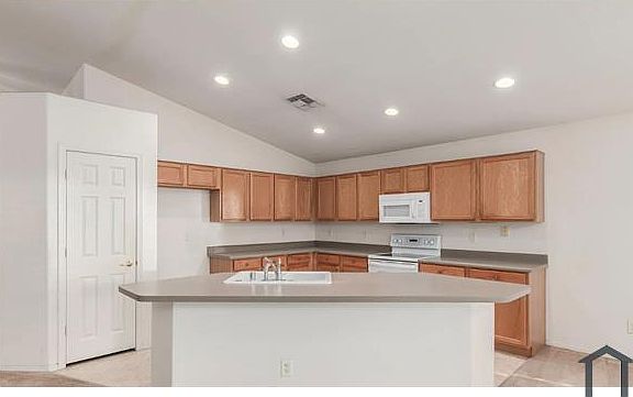 5th image of 13349 W Caribbean Ln