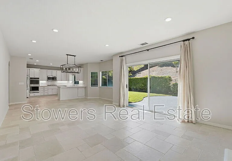 23 Westbourne Ct — Photo 7