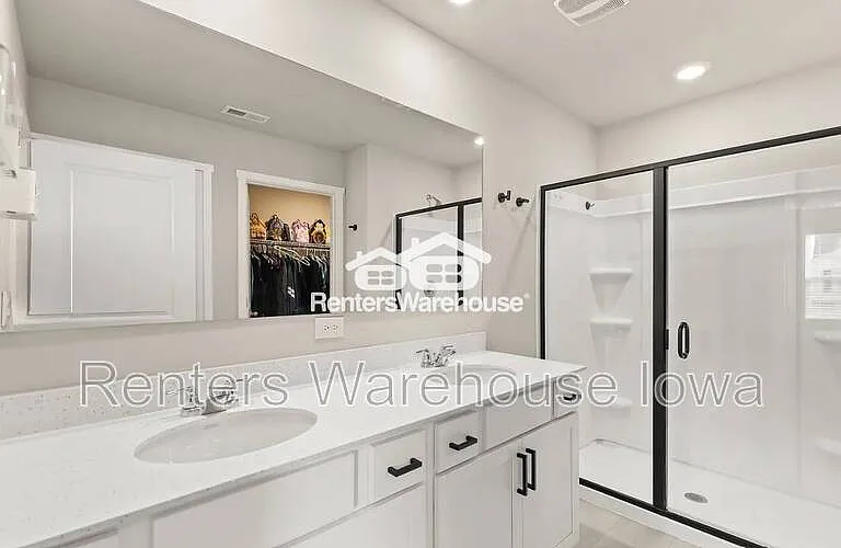 602 Elizabeth Ln NW — Photo 10