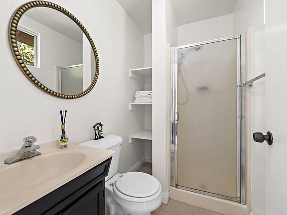 2nd image of 901 W El Repetto Dr #B1