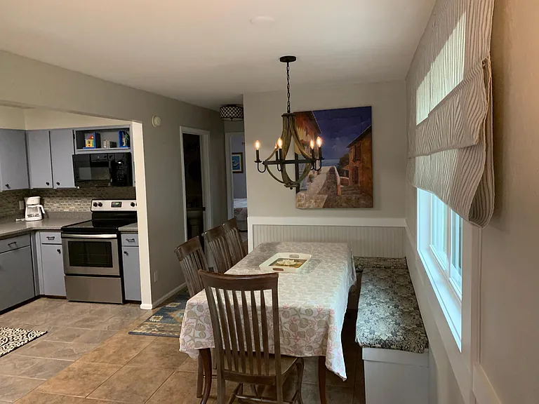 4403 Ocean View Ave — Photo 7