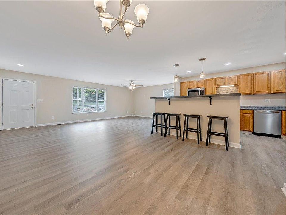 183 Catawba Rd, Daleville, VA 24083 Zillow