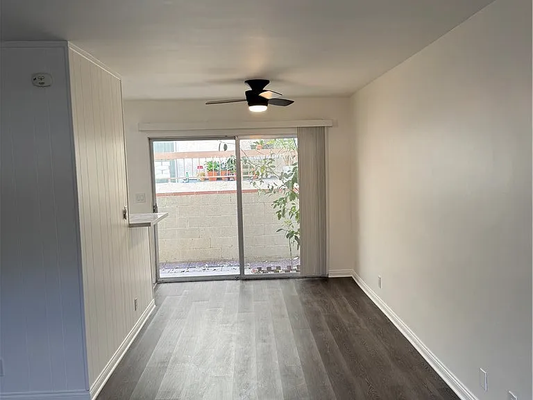 1164 Irving Ave #A — Photo 14