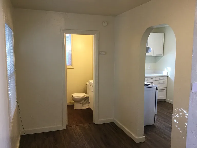 1701 Lake St #&-1704 — Photo 3