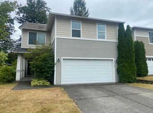 21367 SE 299th Way, Kent, WA 98042
