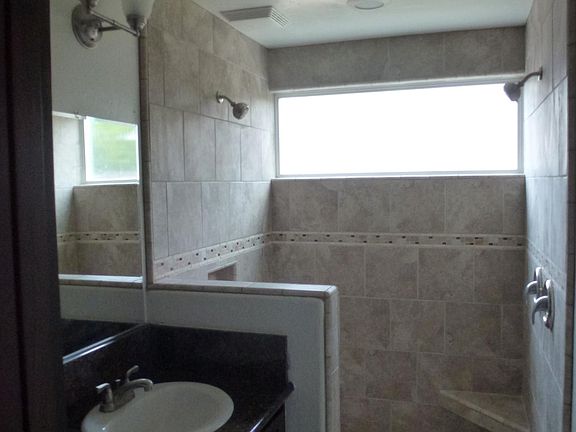 4th image of 7144 Stanford Oak Dr