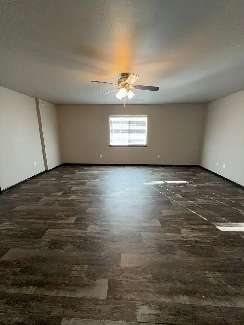 7051 Freedom Ln — Photo 4