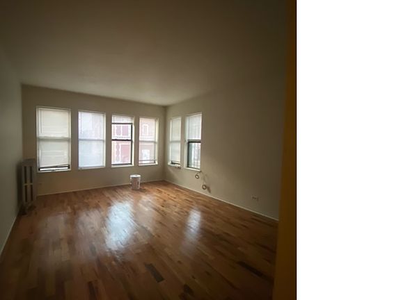 3rd image of 6715 S Blackstone Ave #1