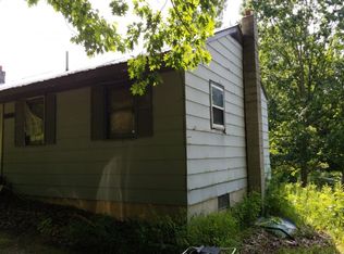 127 Slab City Rd, Claremont, NH 03743