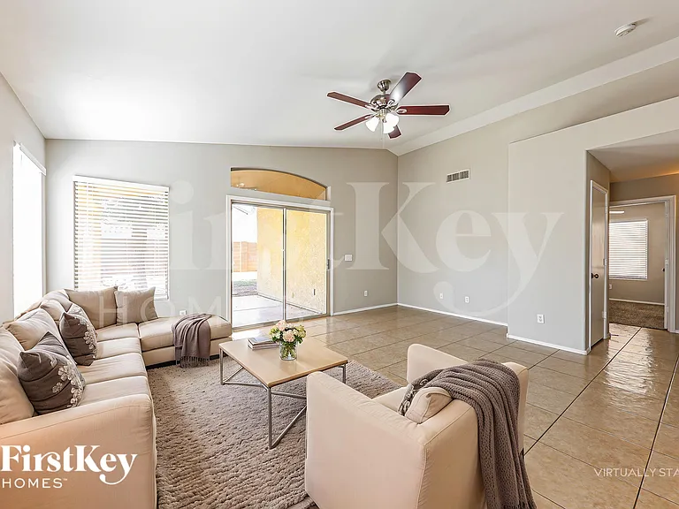 7225 W Blackhawk Dr — Photo 4