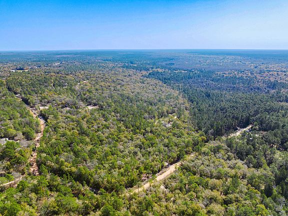 3rd image of 4195 Whippoorwill Rd