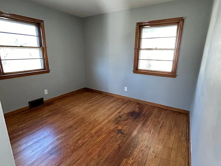 605 Kentucky Ave — Photo 16