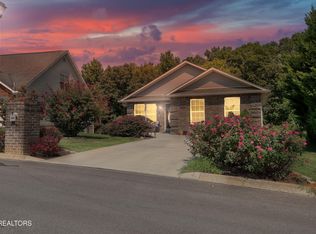 1826 Watauga St, Sevierville, TN 37876