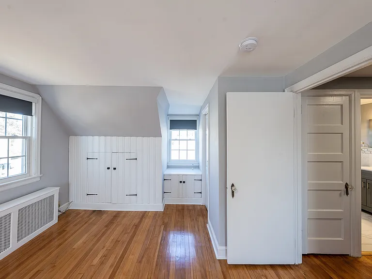 3738 Park Ave — Photo 4