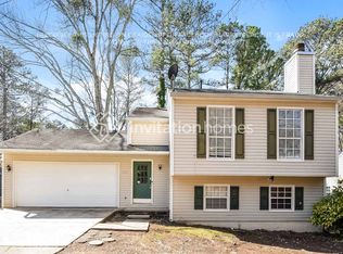 3165 Berkshire Manor Dr, Alpharetta, GA 30022
