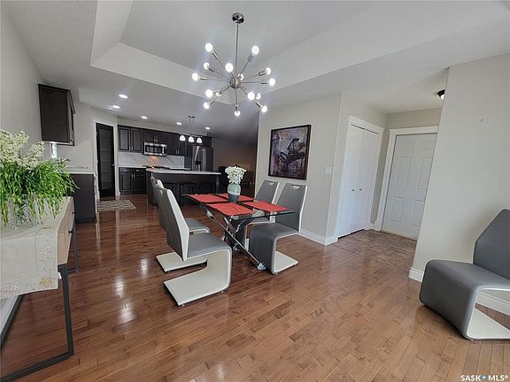 5th image of UNIT 1-5352 Progress STREET