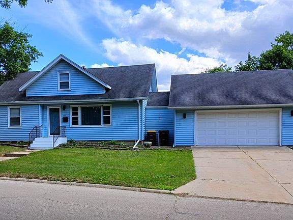 2nd image of 2315 Greenwood Ave