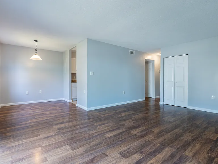 Palmetto Place Apartments — Photo 18