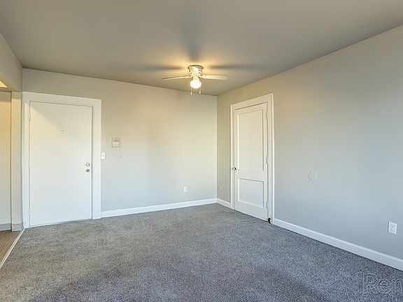 3rd image of 515 S Chestnut St #Cm-s37