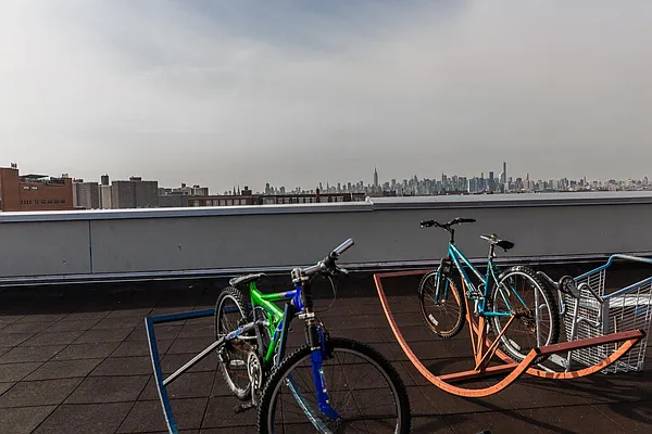 Rented by Nooklyn NYC LLC | media 66