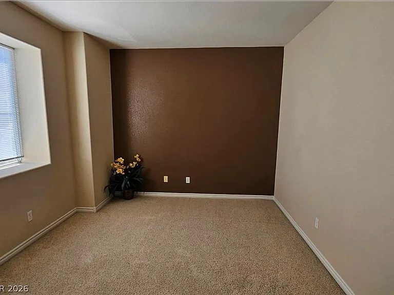 9116 Hampstead Ave — Photo 24