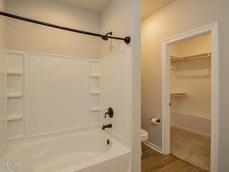 303 Tall Meadows Ln — Photo 17
