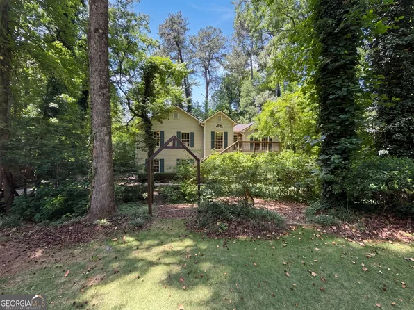 2623 Wellington Dr, Marietta, GA 30062