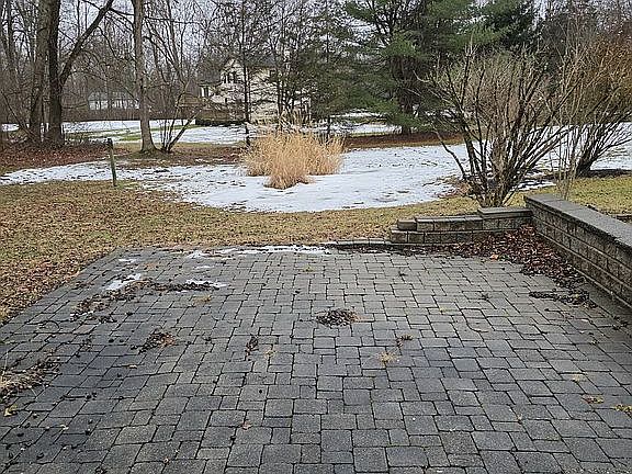 4th image of 32 Pinebrook Loop