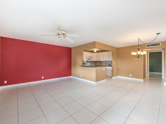 3rd image of 190 Monaco Ct #D