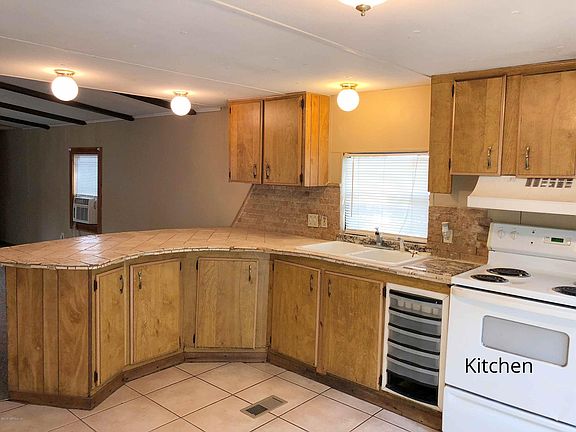 3rd image of 9516 Kentucky St