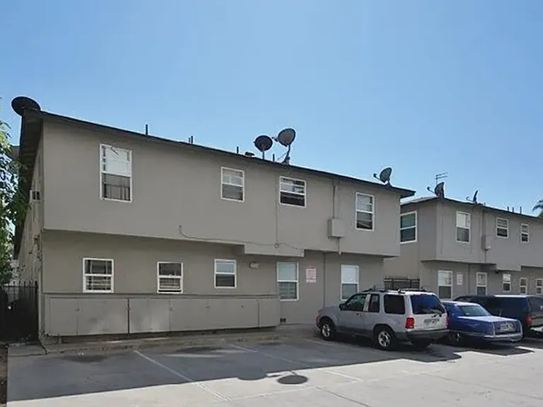 201209 E 12th Street in Long Beach, — Photo 26