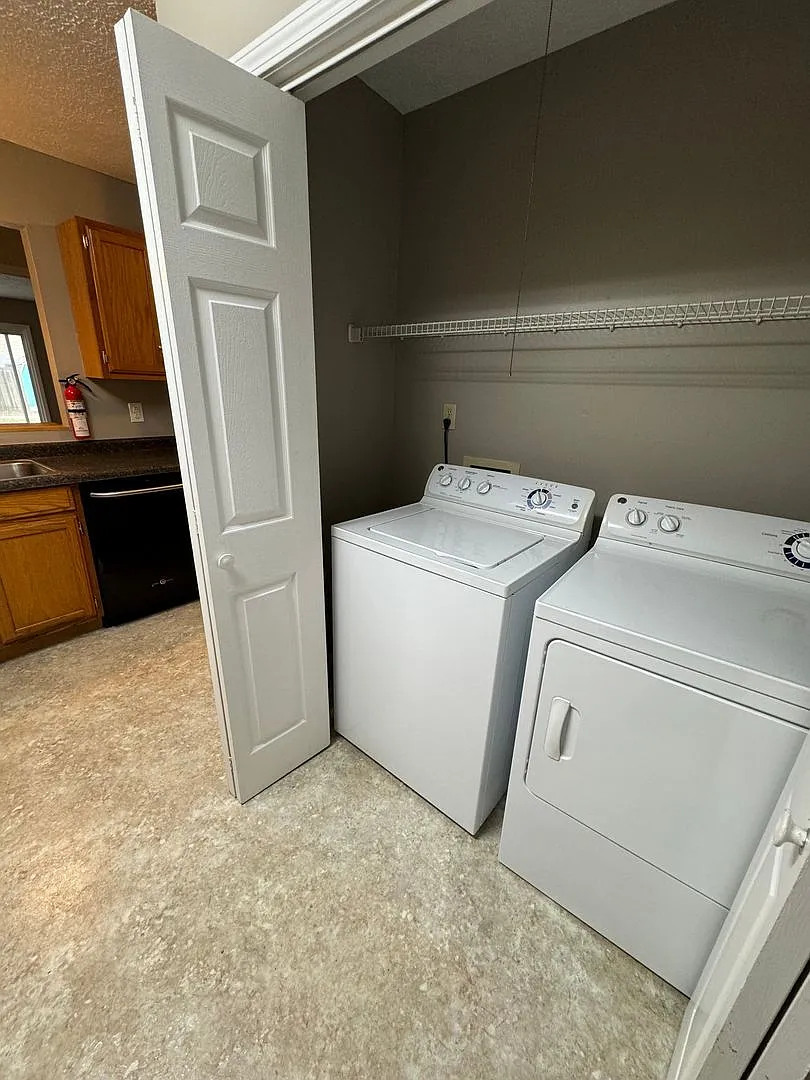 1310 S Madison Street — Photo 4