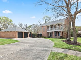 808 Canaan Dr, Lafayette, LA 70508