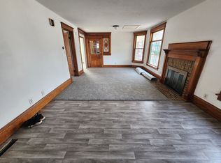 227 W Locust St #2, Dekalb, IL 60115