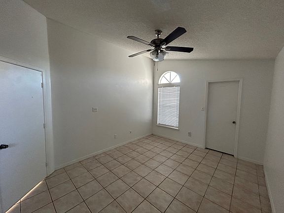 5th image of 306 San Gabriel St