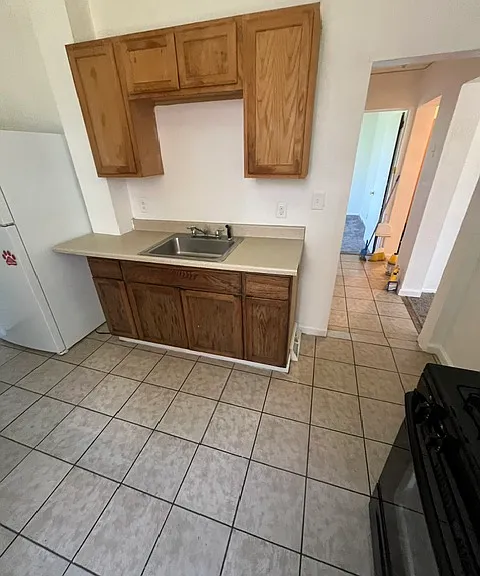 541 5th Street Ext — Photo 3