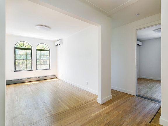 2nd image of 288 Ainslie St #3R