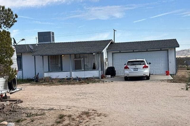 4805 Avenida La Mirada, Joshua Tree, CA 92252 | Zillow