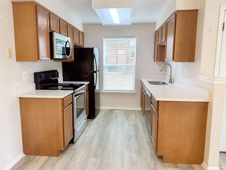4205 E 119th Pl #C — Photo 10
