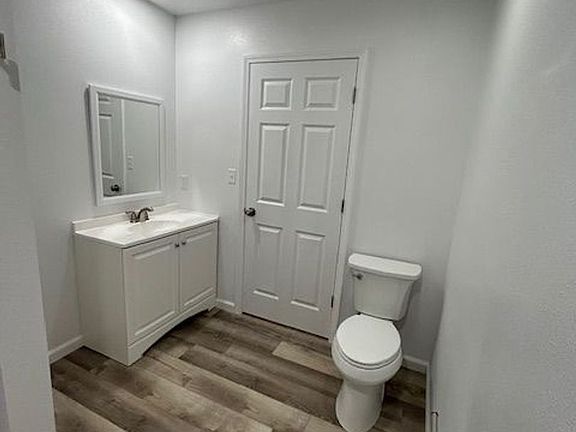 4th image of 400 E James Dr #5