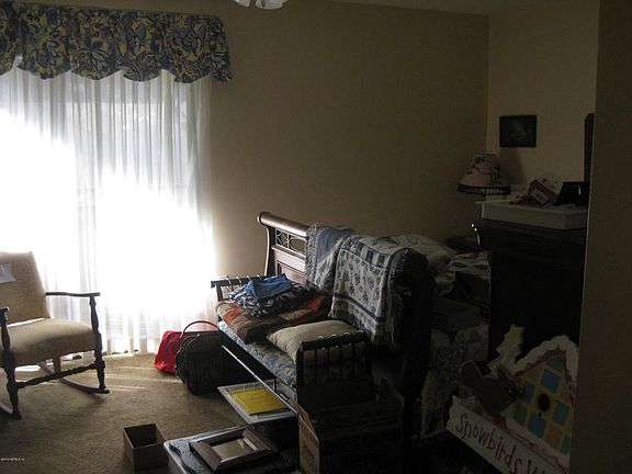 5th image of 7910 Los Robles Ct