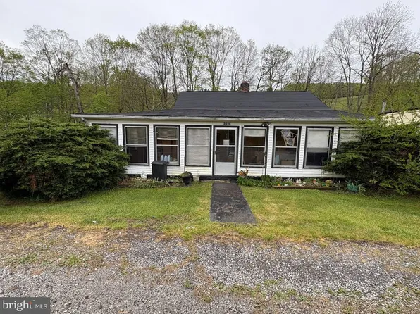 5096 E Blue Grass Trl, Bland, VA 24315