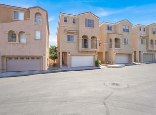 10621 Nevada Falls Ave, Las Vegas, NV 89129