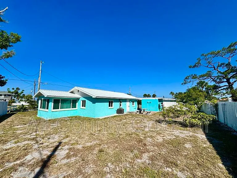495 S McCall Rd — Photo 14