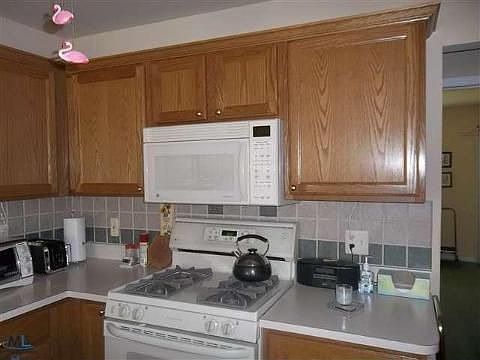 3rd image of 17293 Westgrove Dr