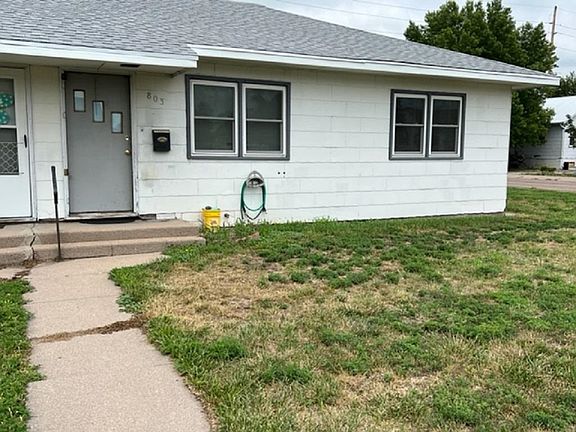 2nd image of 803 W 11th St