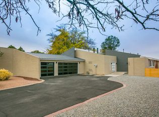 5605 Fairoak Trl NE, Albuquerque, NM 87109