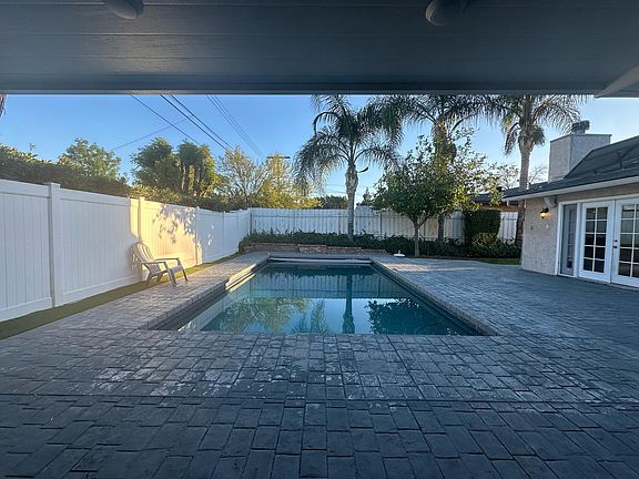 5th image of 6158 Debs Ave